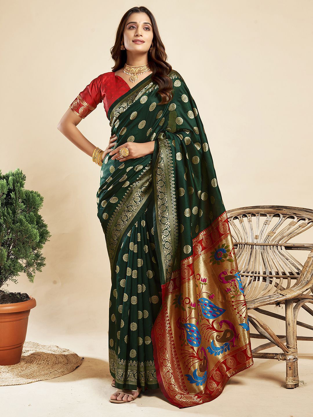 

KALINI Ethnic Motif Zari Woven Pure Silk Paithani Saree, Green