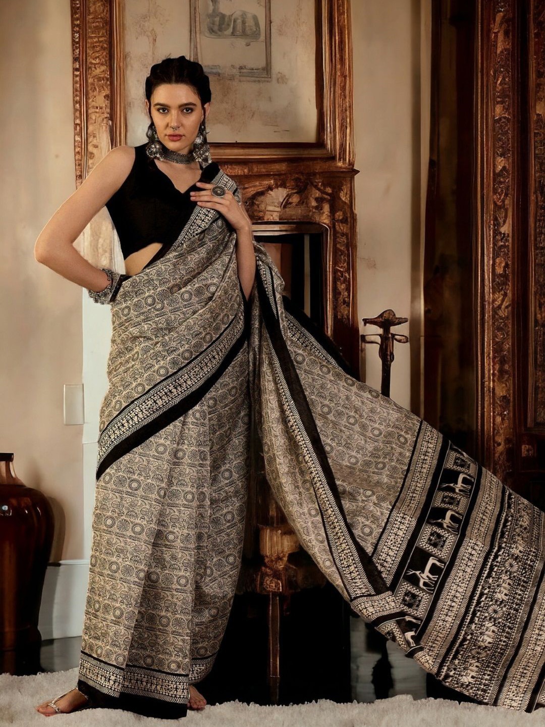 

Stylum Bhagalpuri Saree With Blouse Piece, Off white