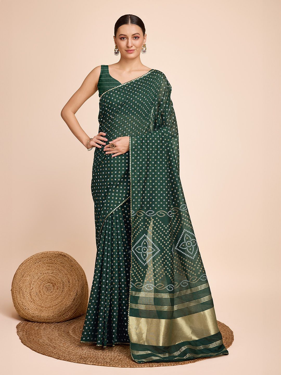 

HEER FASHION Printed Zari Bandhani Saree, Green