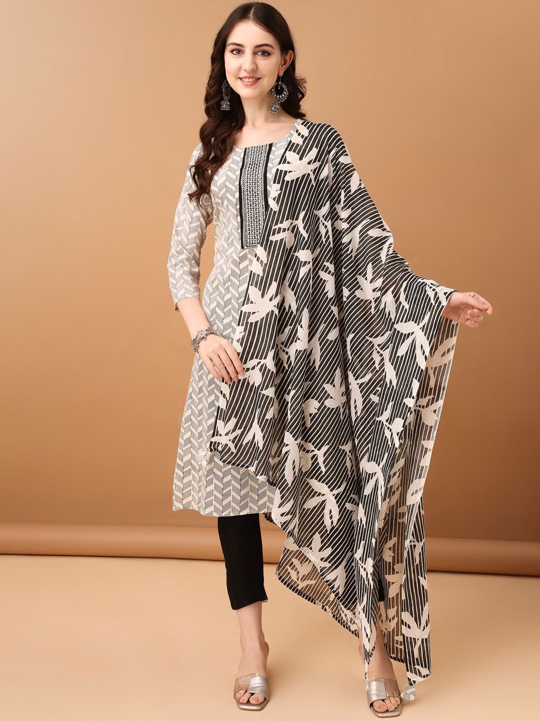 

KALINI Geometric Printed Straight Kurta With Trousers & Dupatta, Black