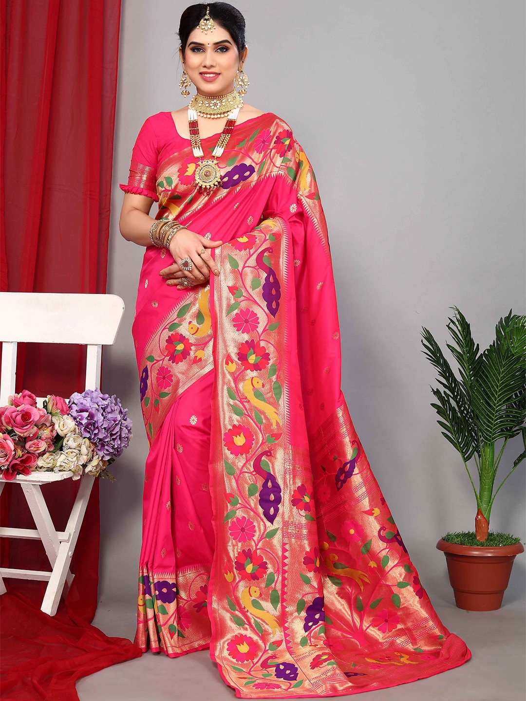 

Aardiva Woven Design Zari Pure Silk Paithani Saree, Pink