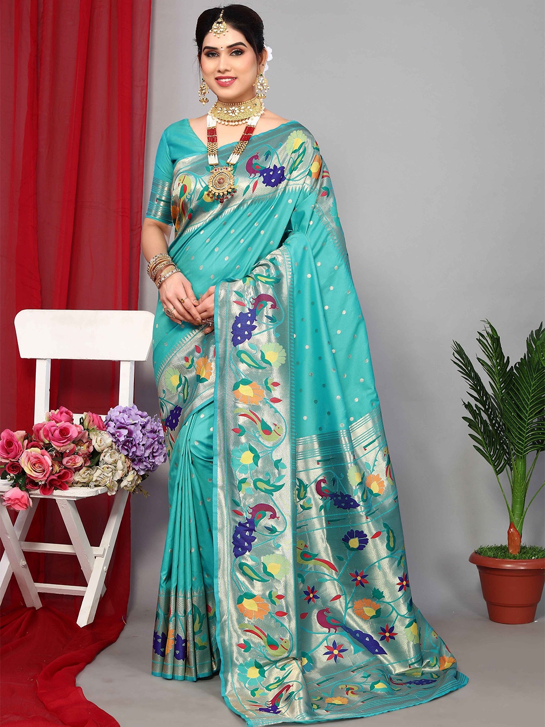 

Aardiva Woven Design Zari Pure Silk Paithani Saree, Blue