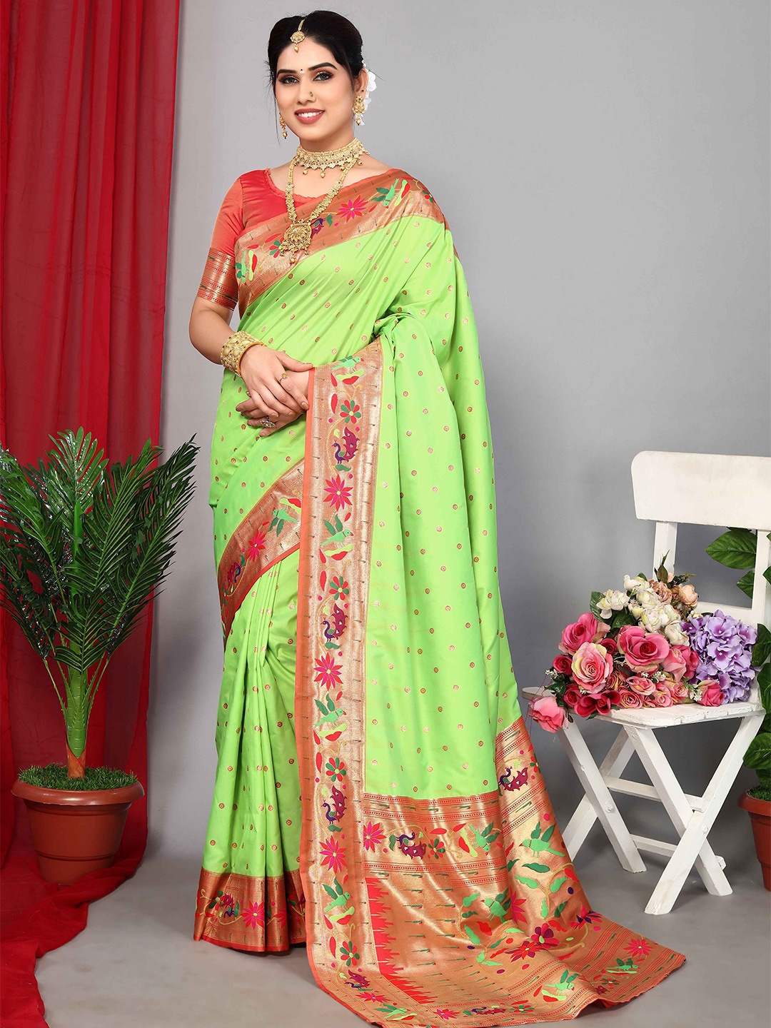 

Aardiva Woven Design Zari Pure Silk Paithani Saree, Green