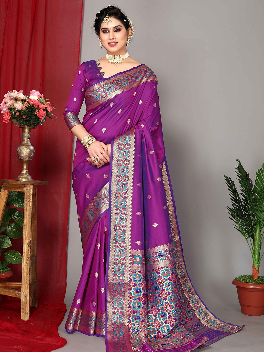 

Aardiva Ethnic Motif Zari Woven Pure Silk Paithani Saree, Purple