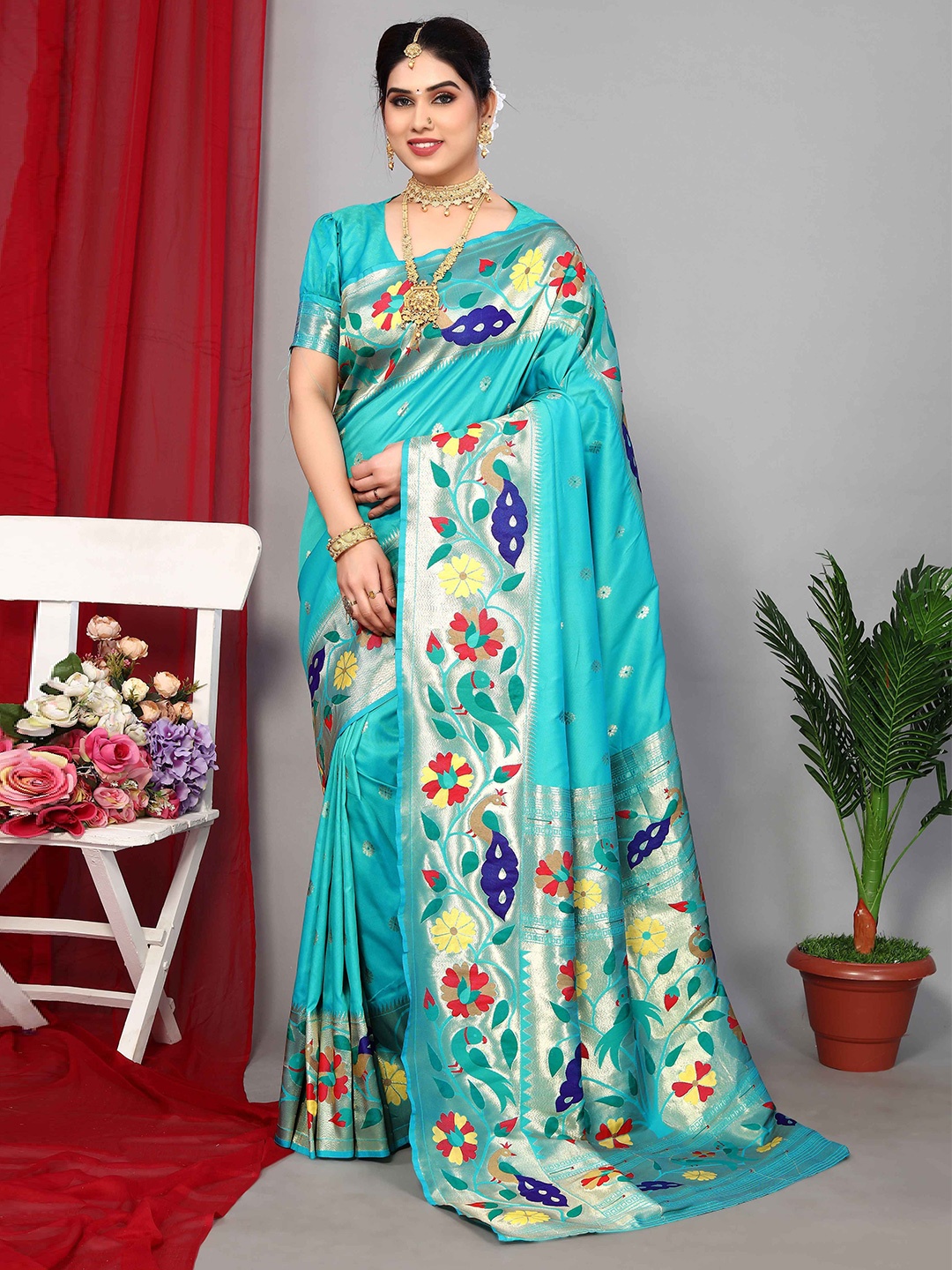 

Aardiva Woven Design Zari Pure Silk Paithani Saree, Blue