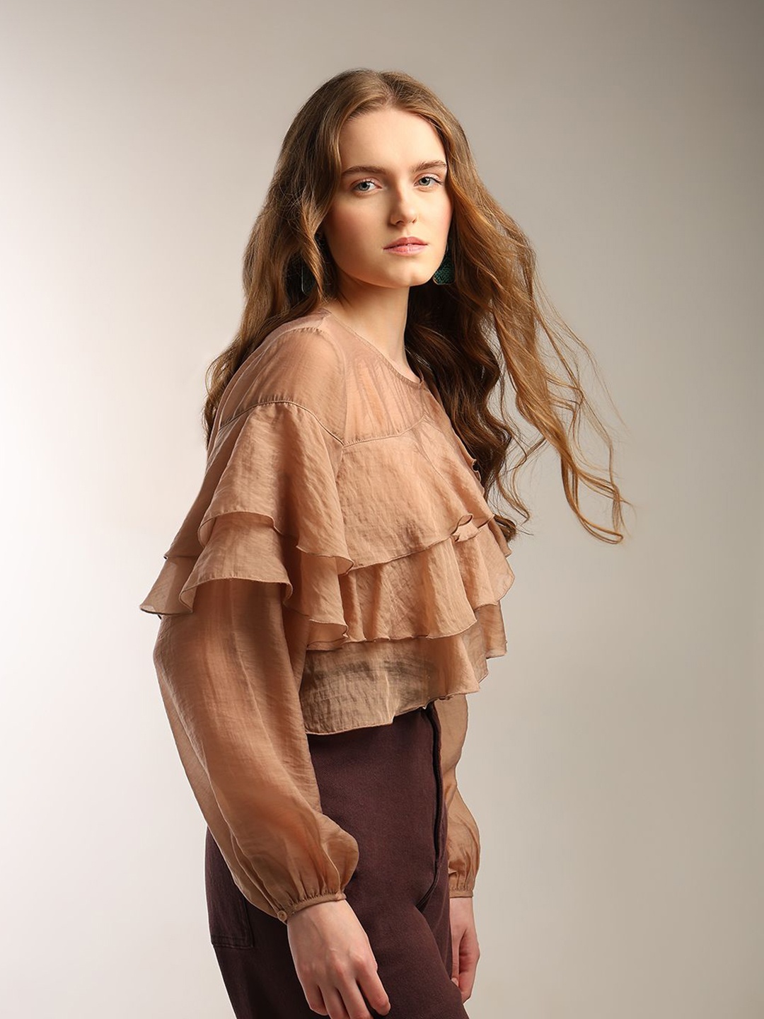 

Vero Moda Women Bell Sleeve Ruffles Monochrome Tiered Top, Brown