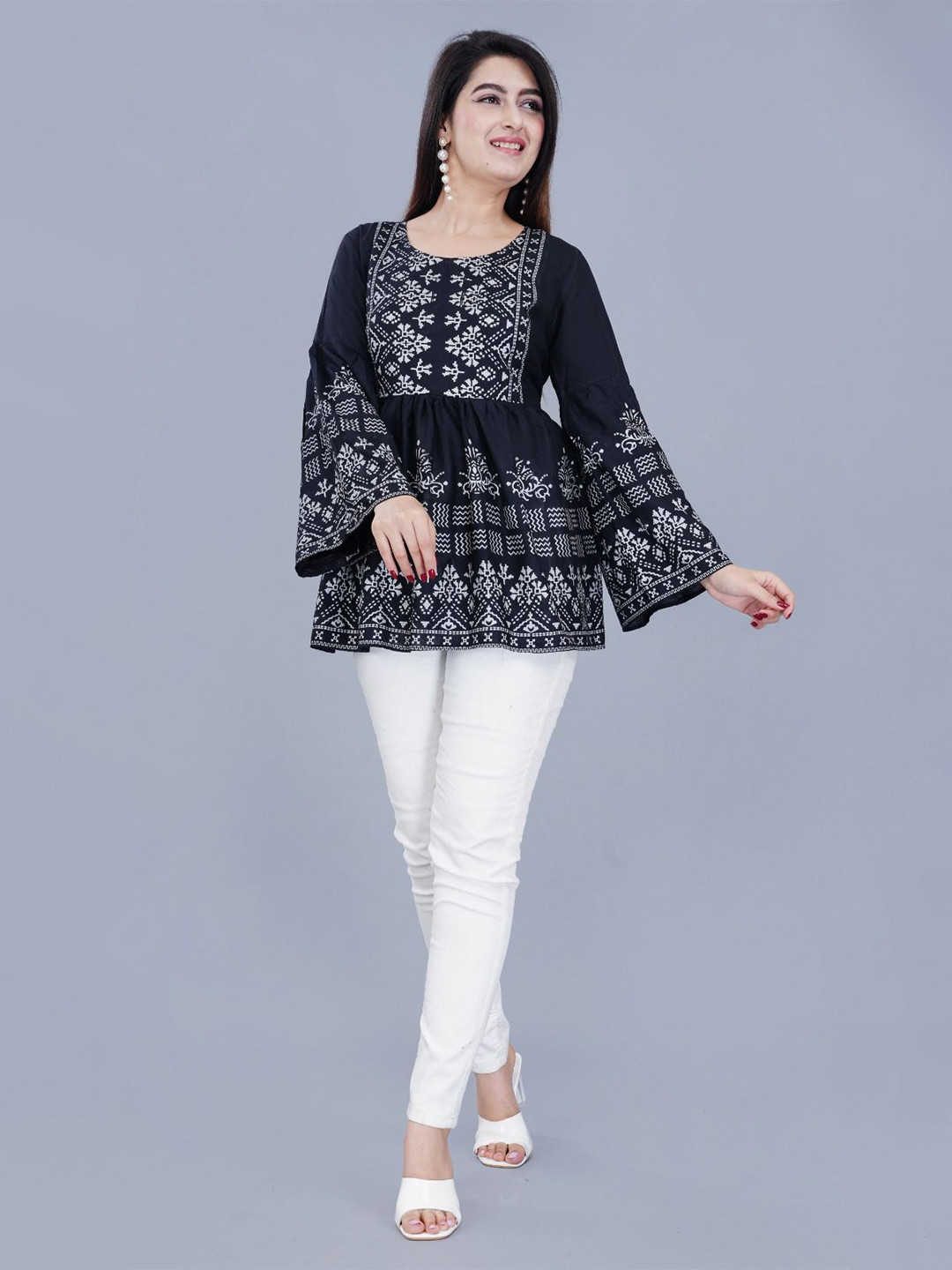 

TOP 2 BOTTOM Floral Printed Kurti T2B-BLK-Black