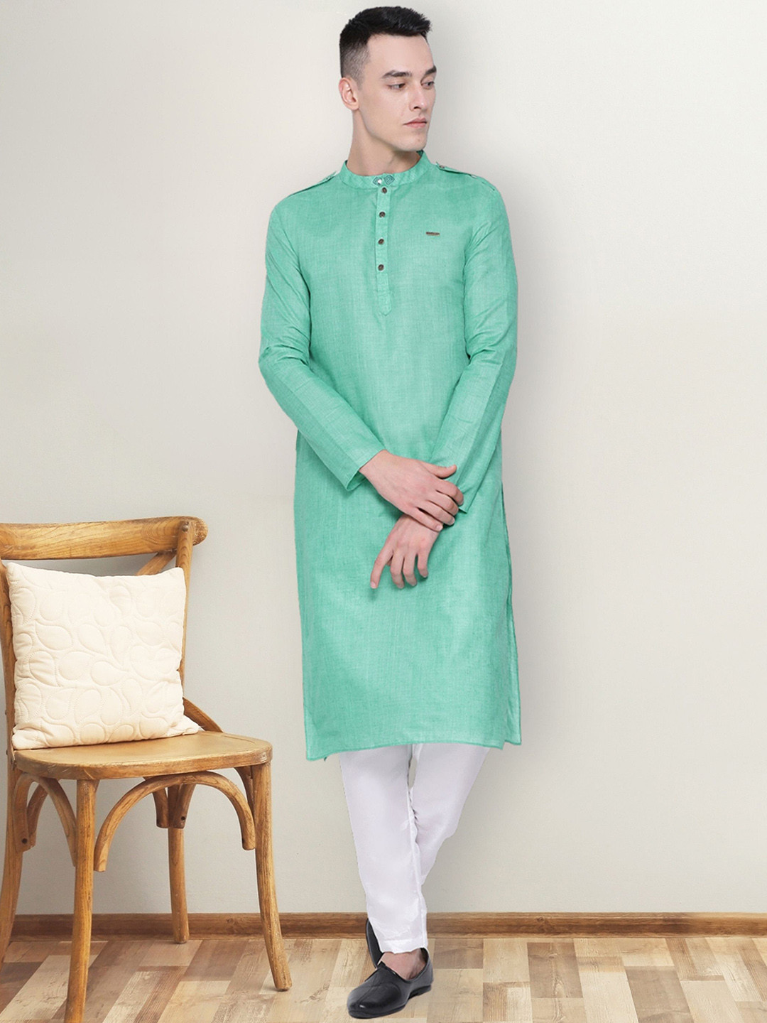 

DEVOILER Men Thread Work Kurta, Green