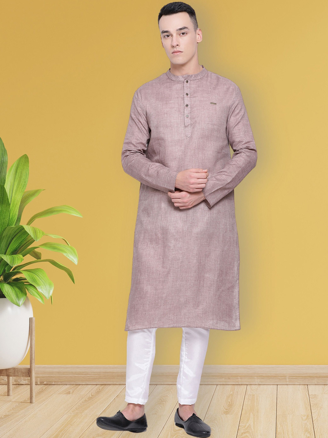 

DEVOILER Men Thread Work Kurta, Mauve