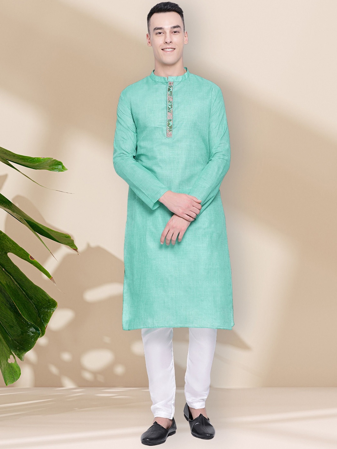 

DEVOILER Men Thread Work Kurta, Green