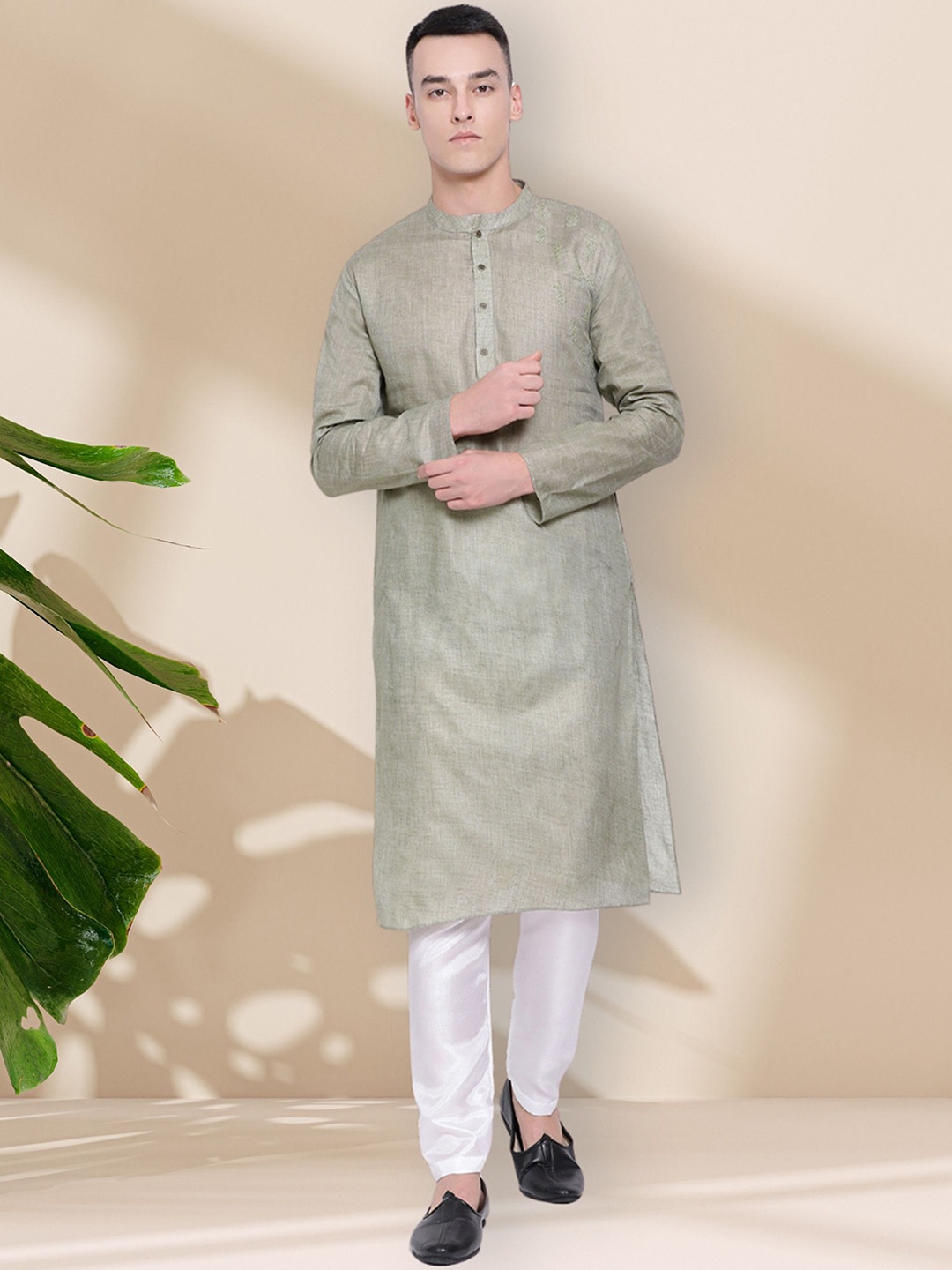 

DEVOILER Men Thread Work Kurta, Olive