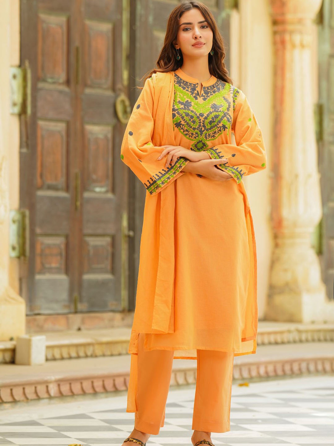 

Ambraee Paisley Embroidered Aari Work Straight Kurta With Trousers & Dupatta, Rust