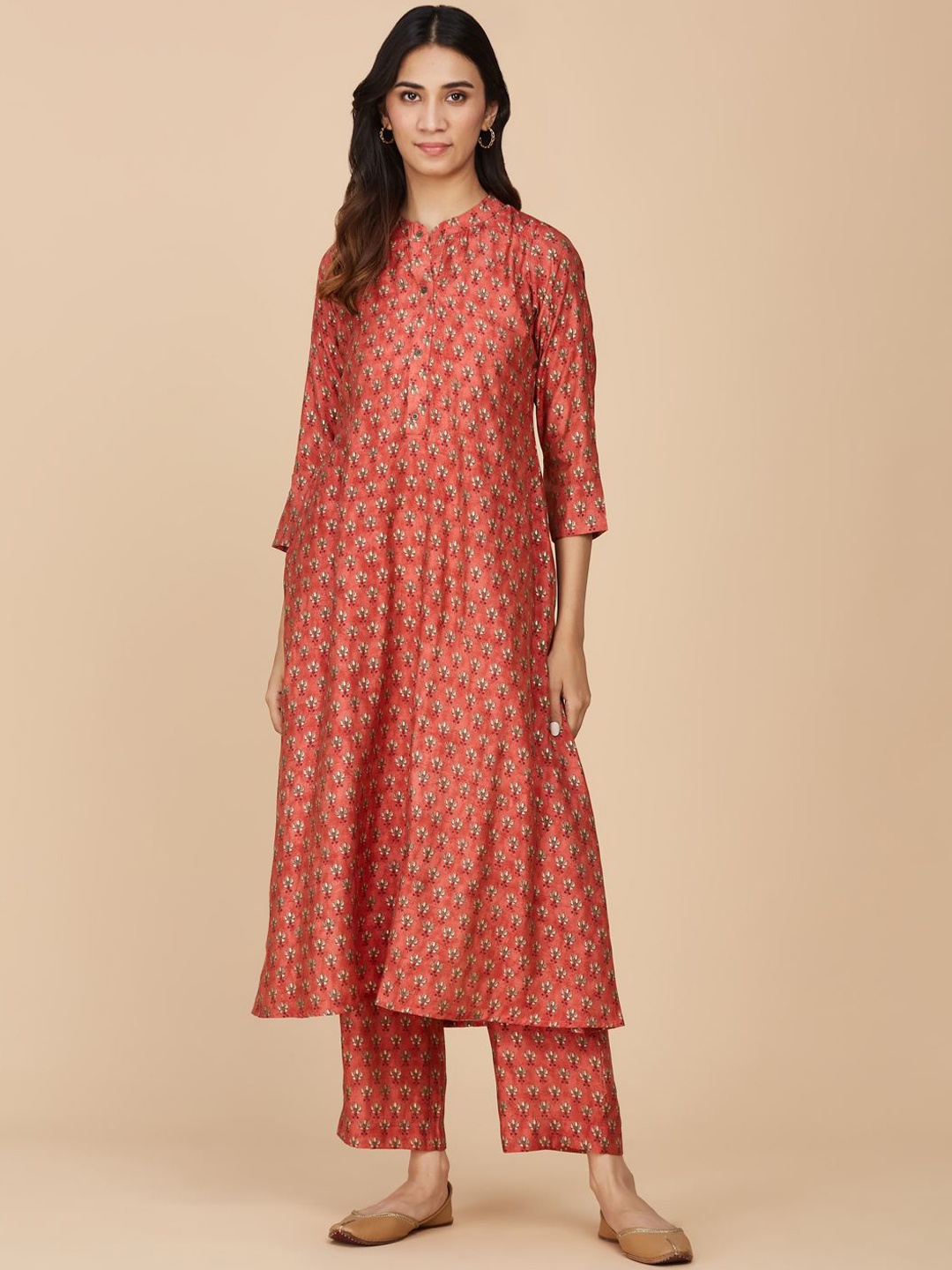 

LAAKHI Floral Printed Mandarin Collar Chanderi Silk A-Line Kurta With Trousers, Red