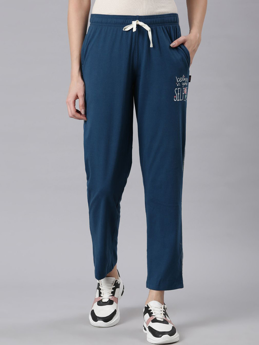 

DIXCY SCOTT Slimz Women Regular fit Mid-Rise Track Pants, Blue
