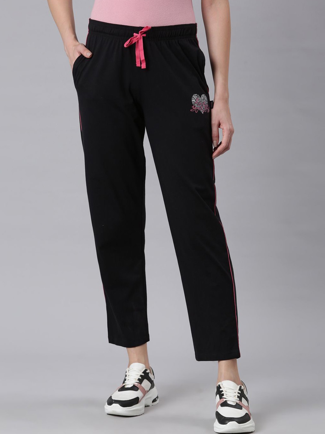 

DIXCY SCOTT Slimz Women Regular Fit Mid-Rise Track Pants, Black