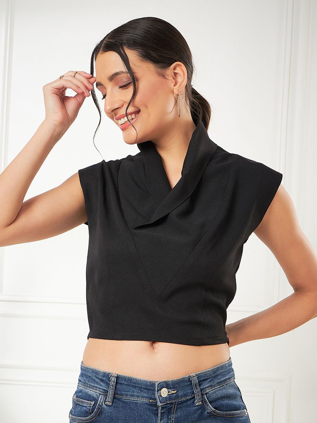 

Kibo Cowl Neck Crop Top, Black