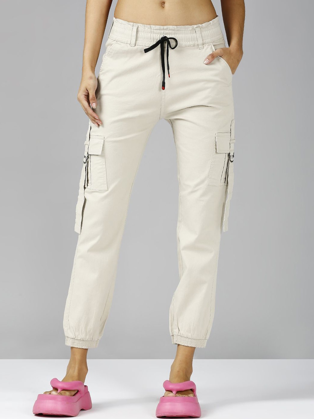 

Roadster Women Comfort Jogger High-Rise Stretchable Jeans, Cream