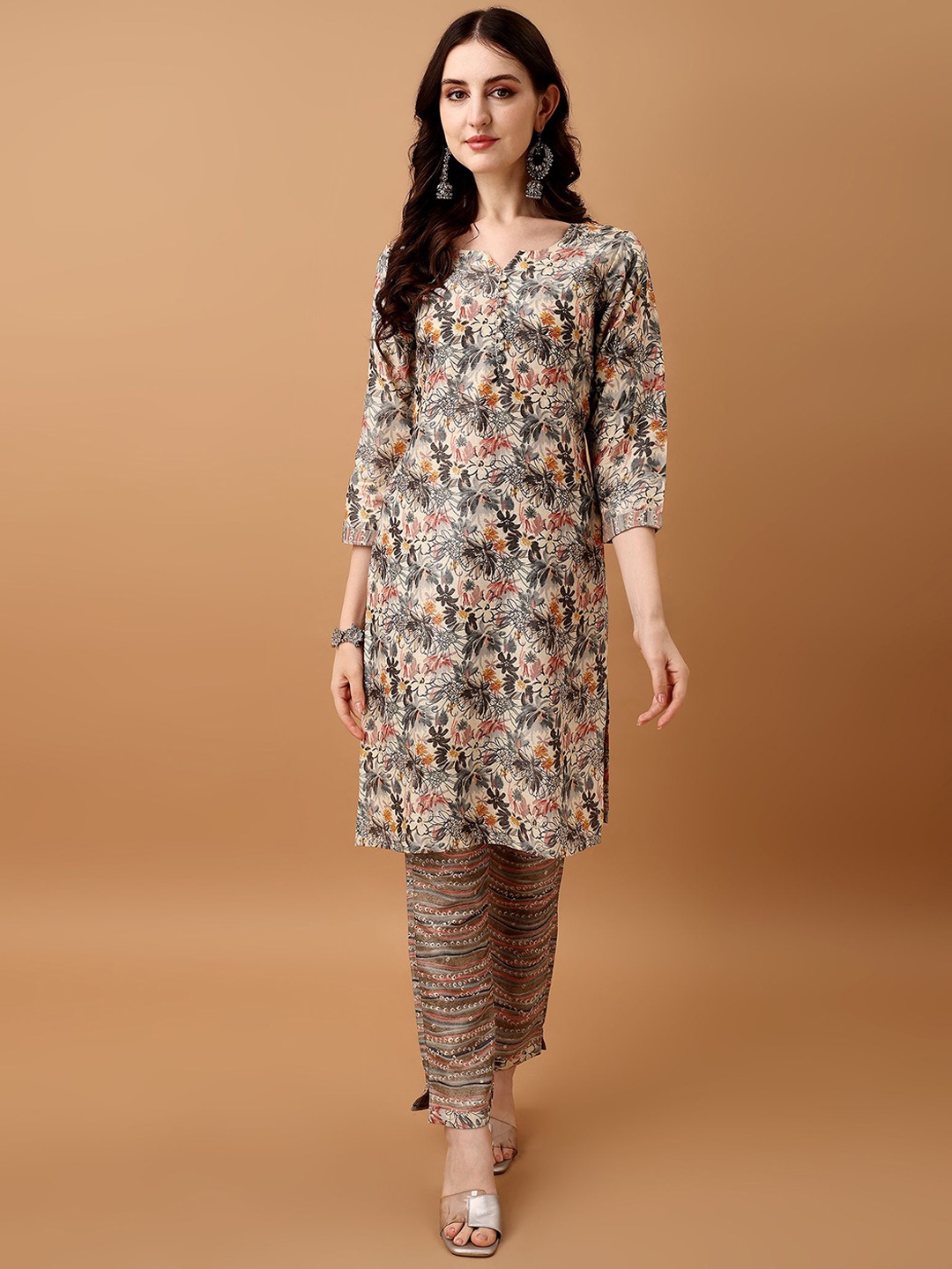 

KALINI Women Floral Printed Regular Kurta with Trousers, Grey