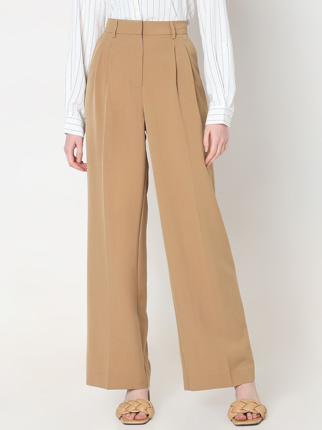 

Vero Moda Women Straight Fit Pleated Trouser, Brown