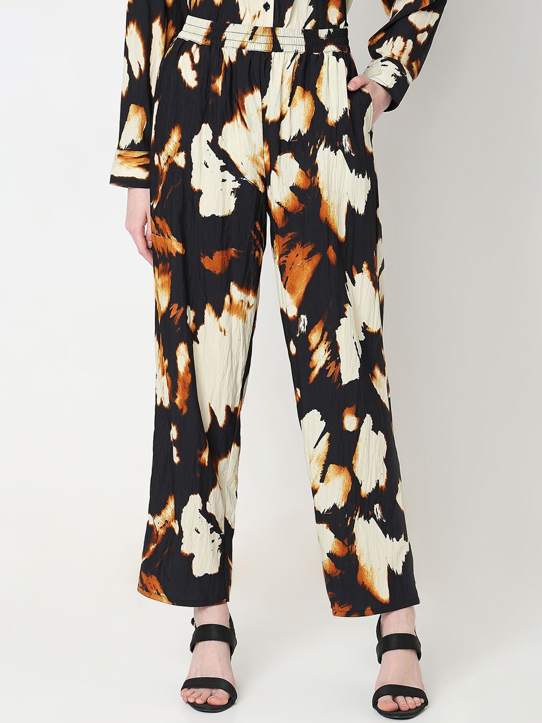 

Vero Moda Women Printed Straight Fit High-Rise Trouser, White