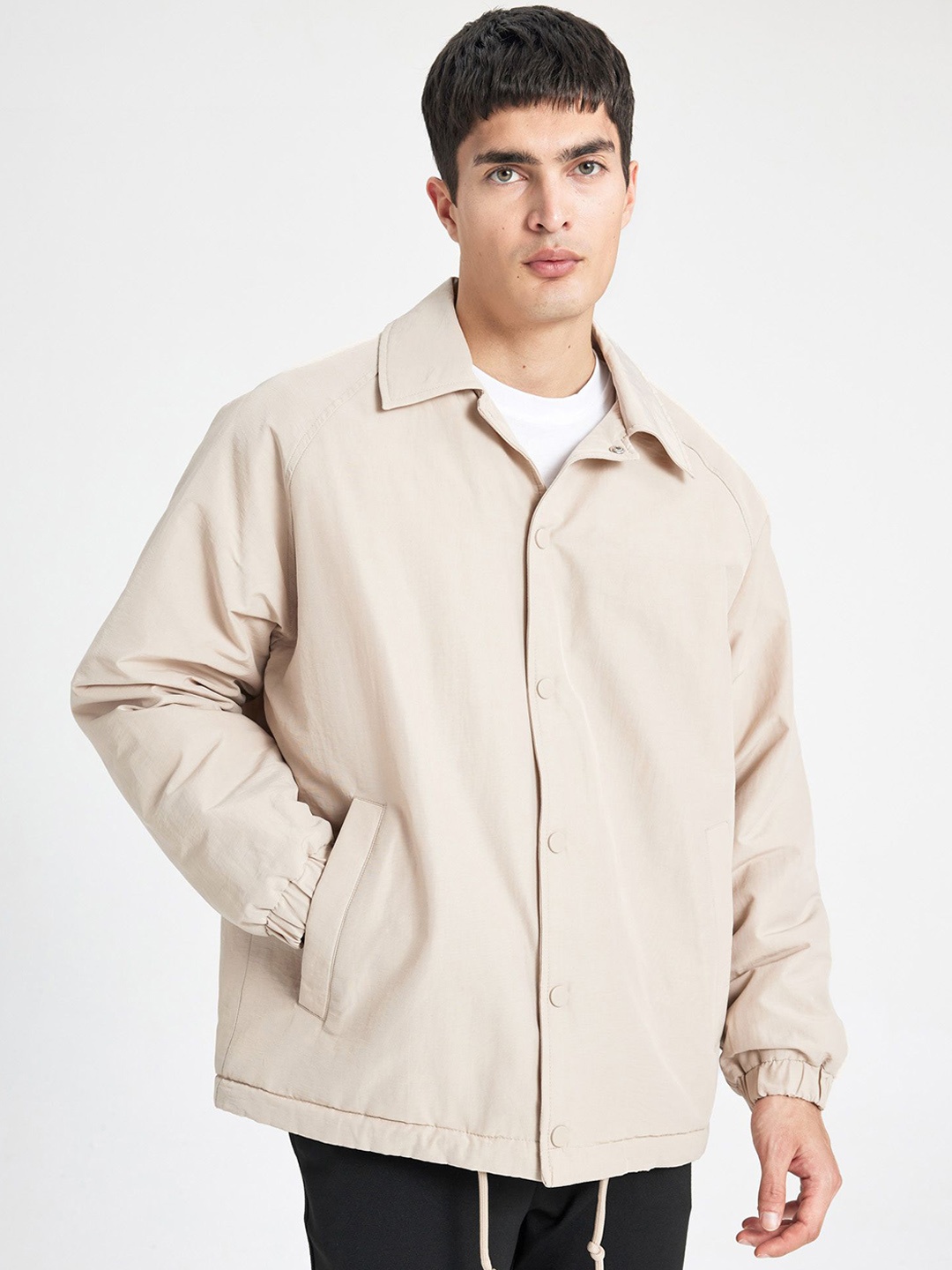 

DeFacto Men Solid Cotton Crop Bomber Jacket, Na