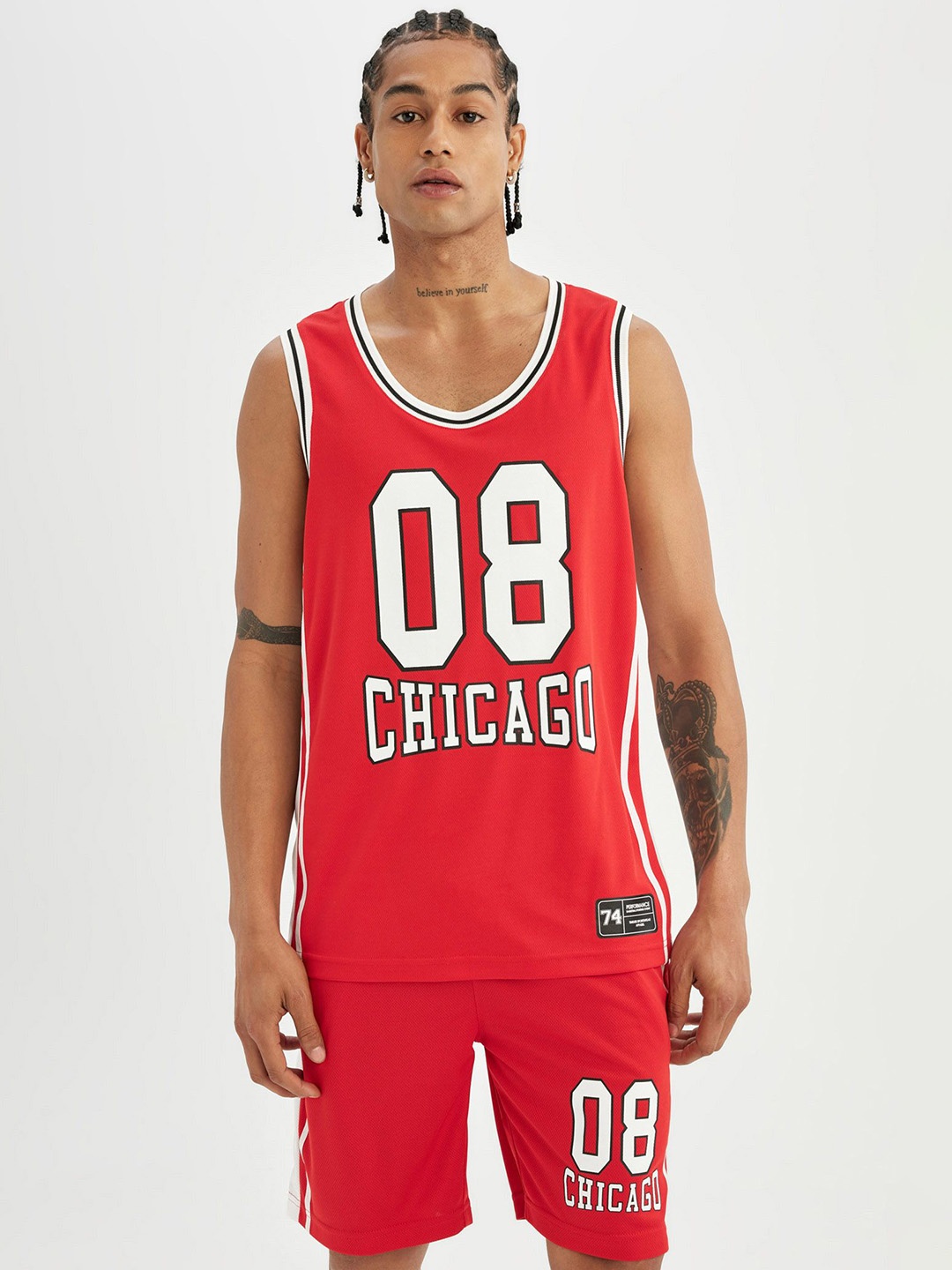 DeFacto Men Printed Mid Rise Regular Fit Sports Shorts, Red