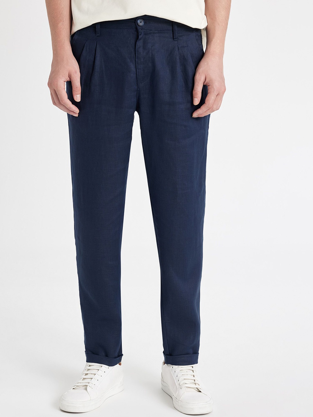 

DeFacto Men Mid Rise Linen Trouser, Navy blue