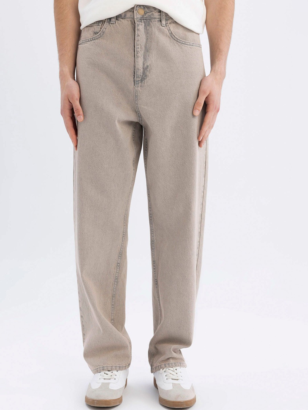 

DeFacto Men Mid-Rise Trousers, Beige