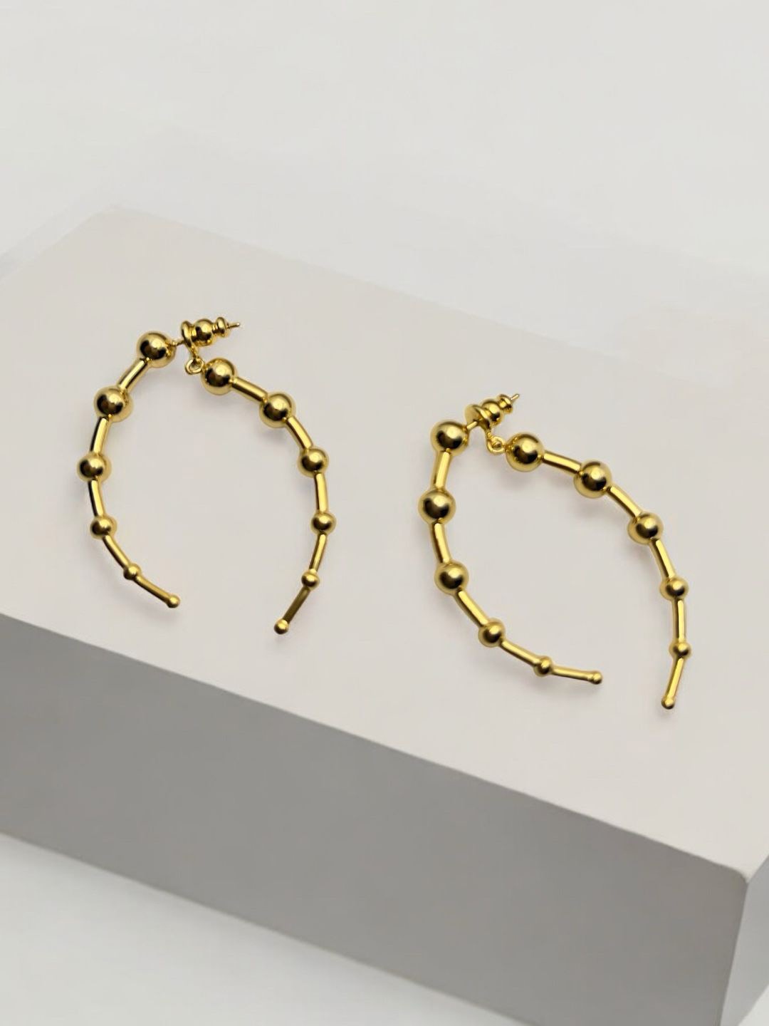 

XAGO Floral Hoop Earrings, Gold