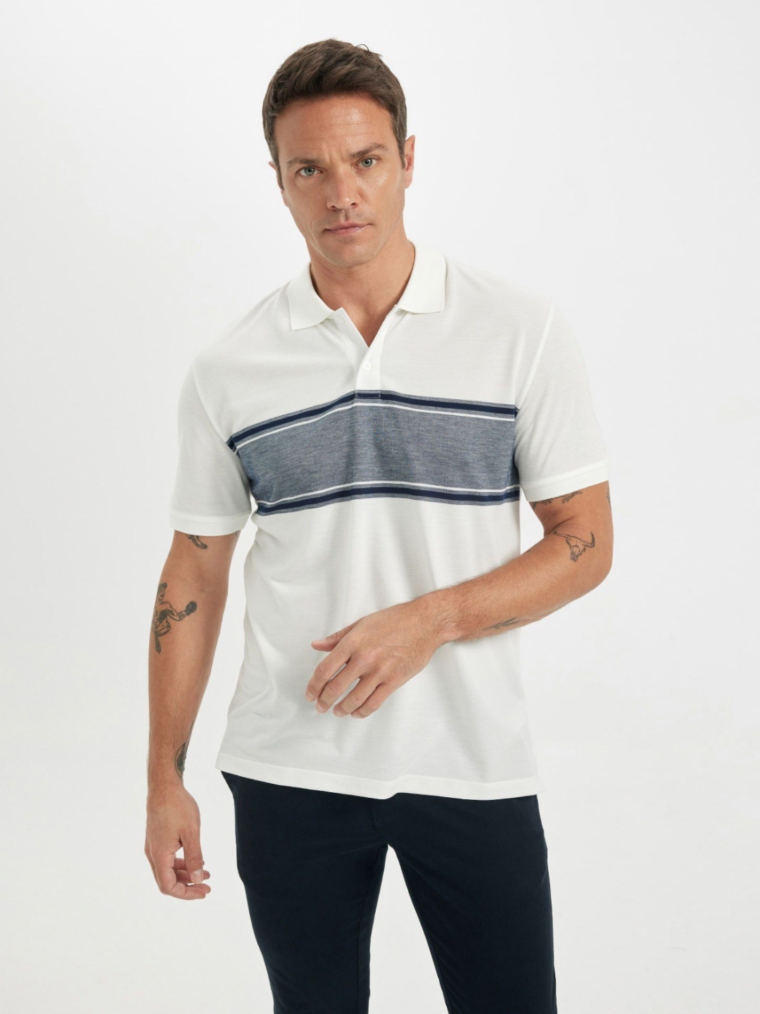 

DeFacto Men Striped Polo Collar Polyester T-Shirt, White