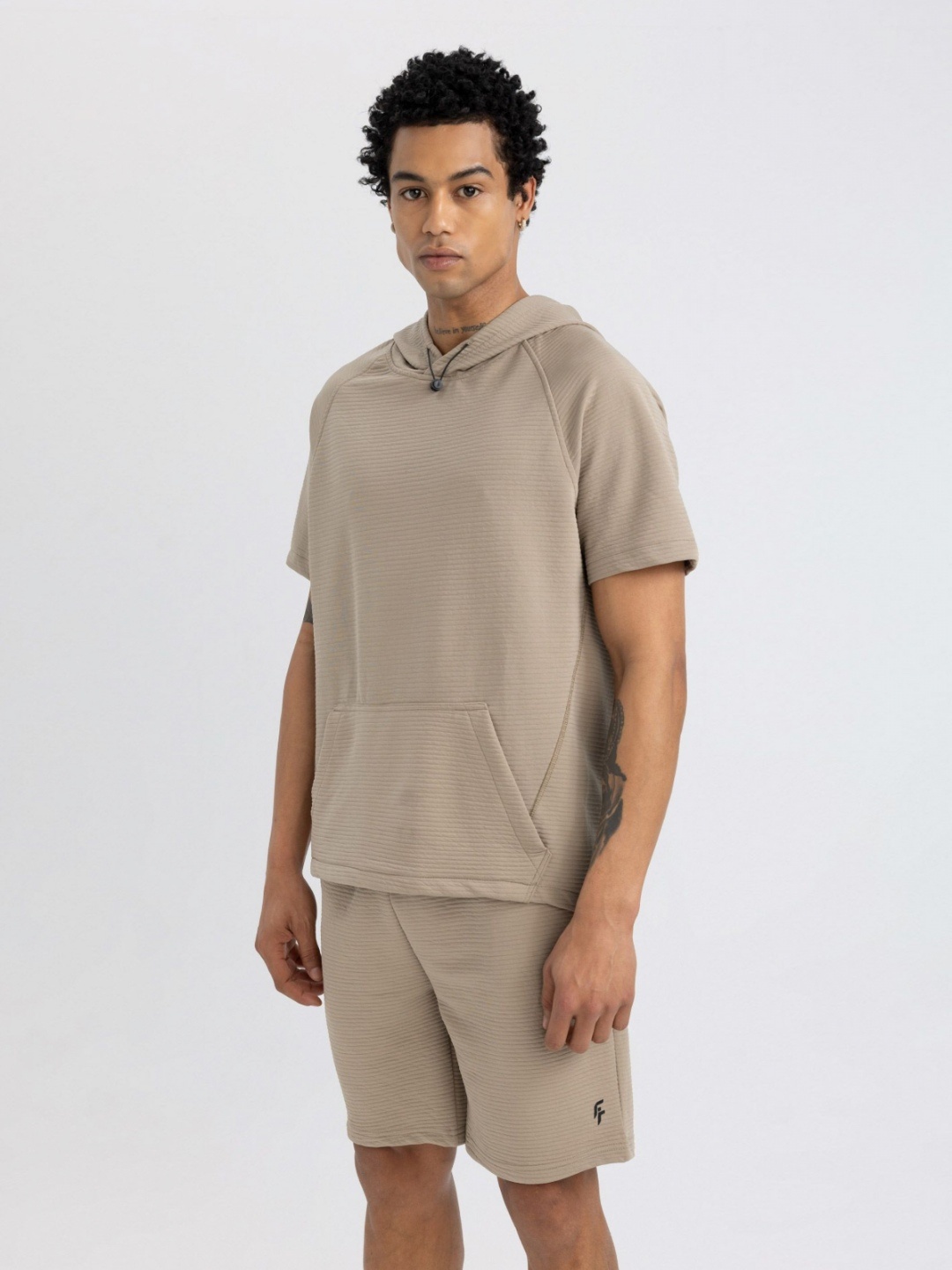 

DeFacto Men Solid Hood Polyester T-Shirt, Beige