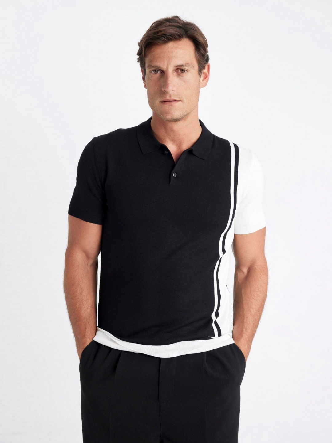 

DeFacto Men Colourblocked Polo Collar T-Shirt, Black