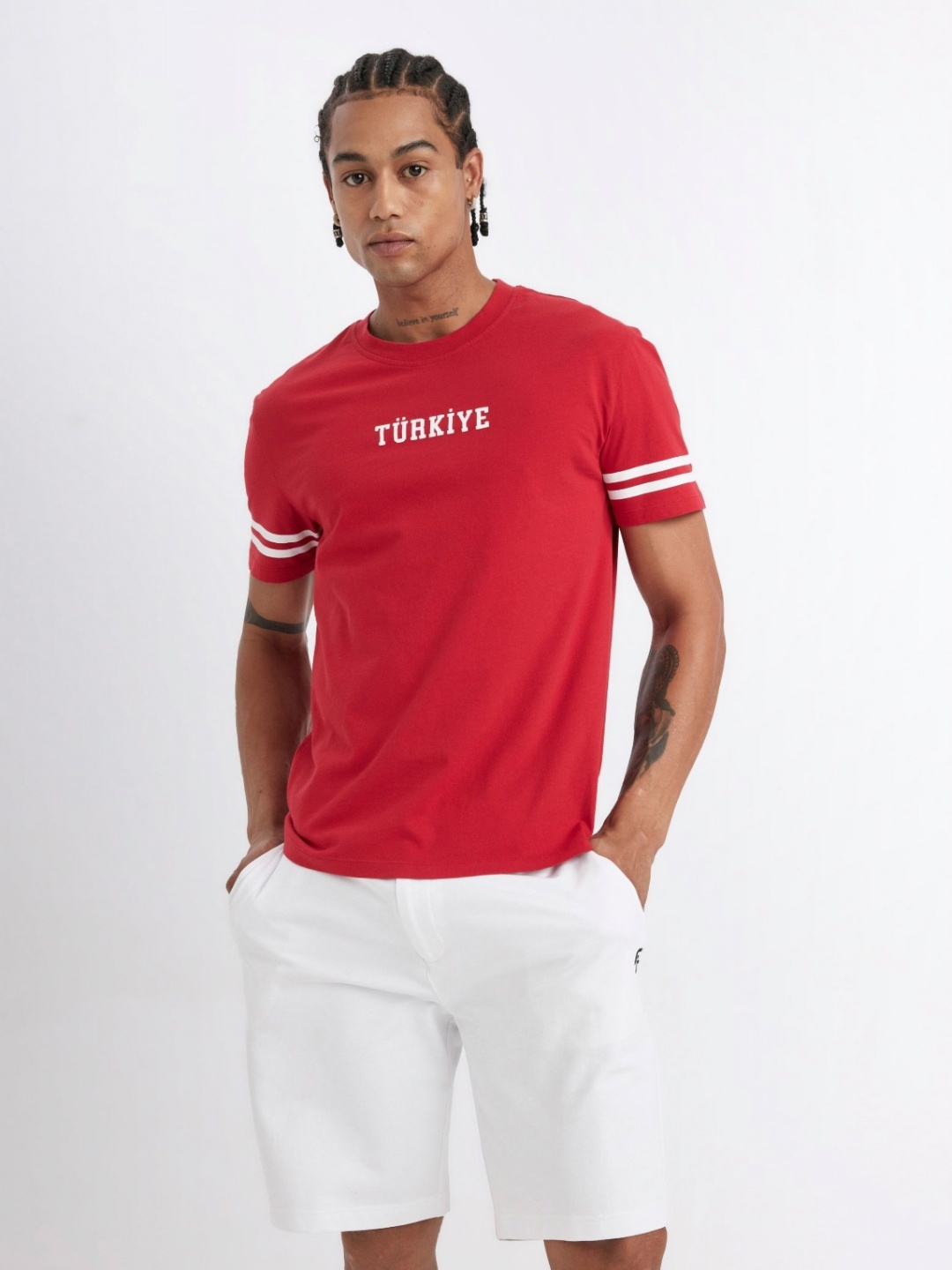 

DeFacto Men Typography Printed Applique T-shirt, Na
