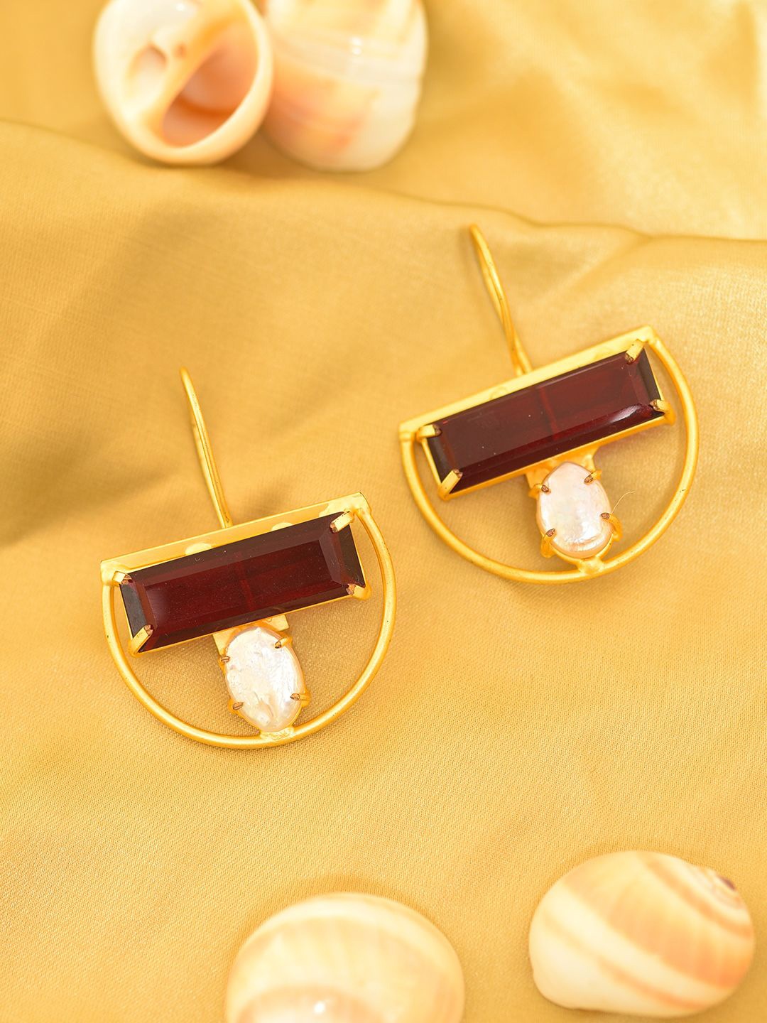 

XAGO Contemporary Studs Earrings, Red