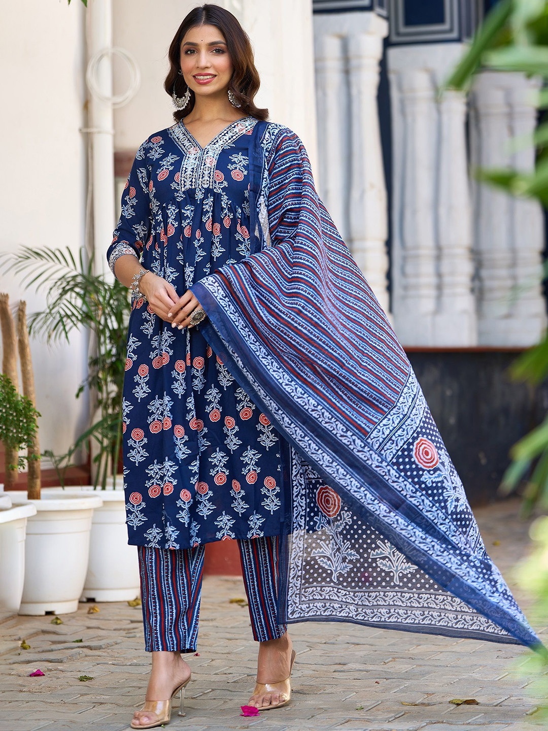 

KALINI Women Floral Yoke Design Regular Thread Work Kurta with Trousers & With Dupatta, Blue