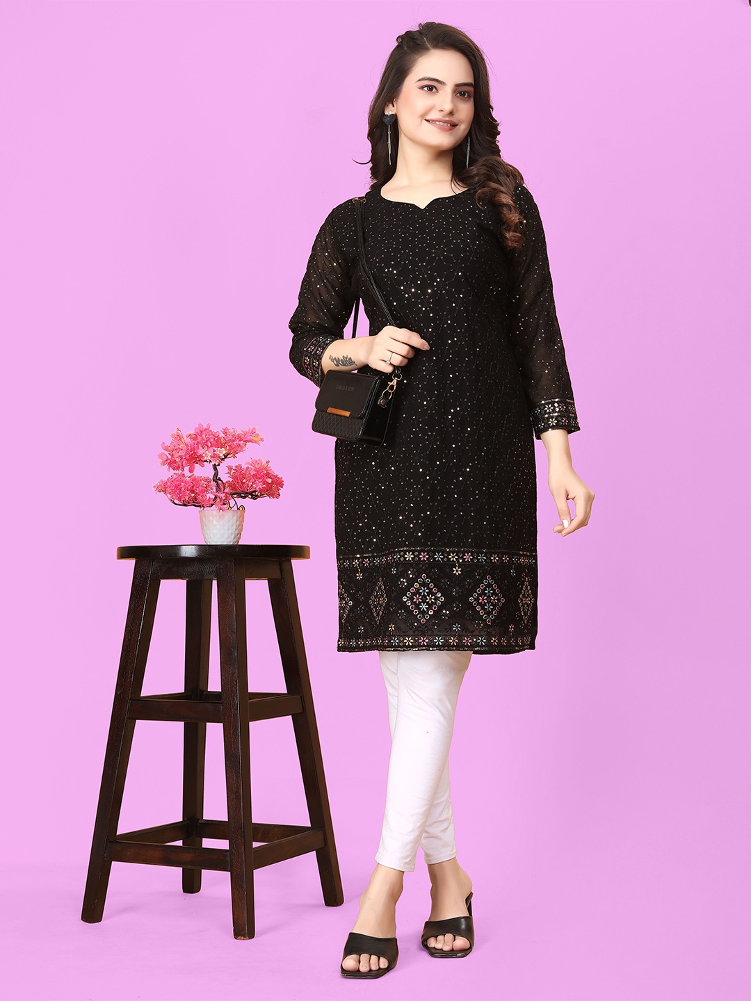 

WEAVETECH IMPEX Embellished Embroidered Mandarin Collar Sequinned Kurta, Black
