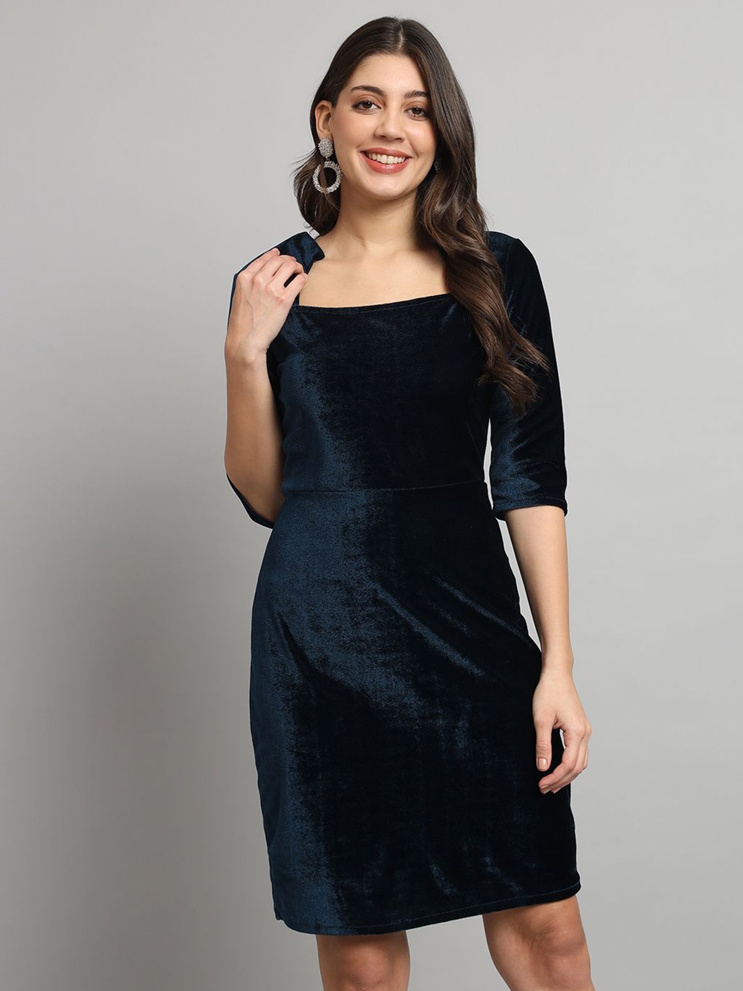 

VAARARO Velvet Sheath Dress, Blue