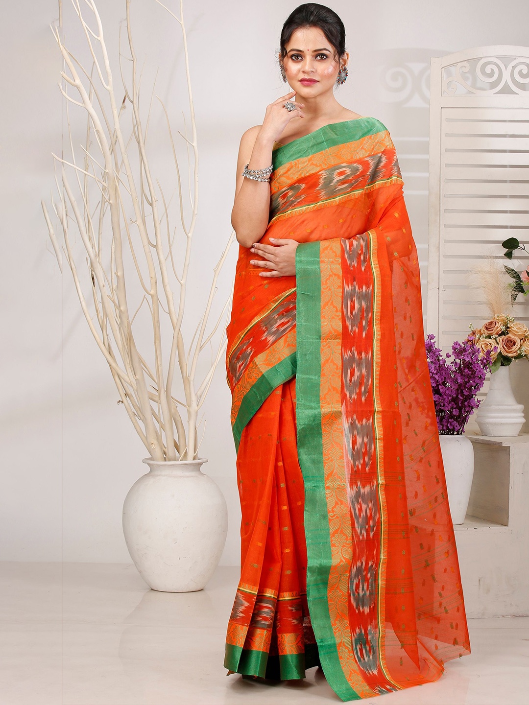 

DipDiya Ethnic Motifs Pure Cotton Taant Saree, Orange