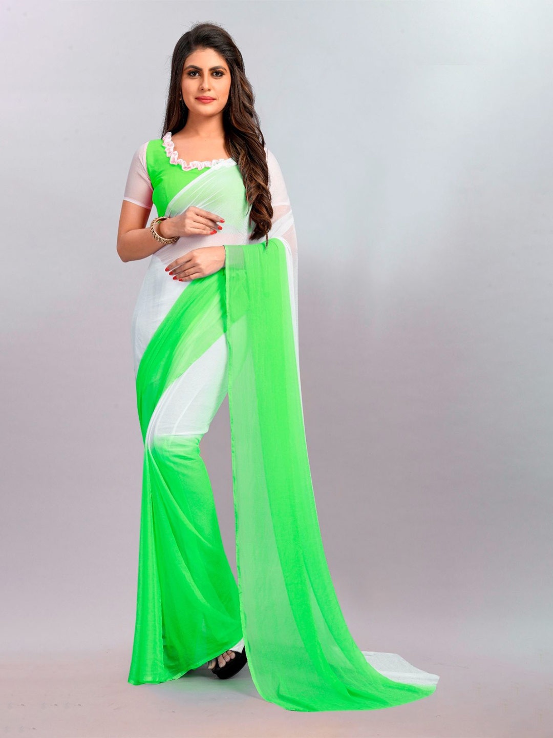 

JULEE Ombre Pure Chiffon Saree, Green