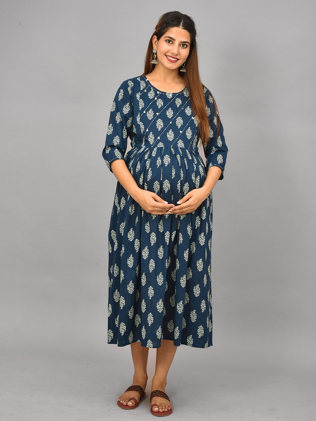 

Negen Ethnic Motifs Printed Maternity Fit & Flare Midi Ethnic Dress, Blue