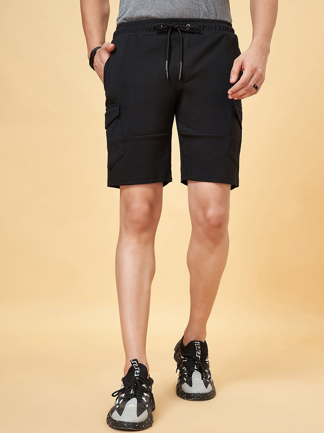 

Street 808 by Pantaloons Men Mid-Rise Shorts, Black