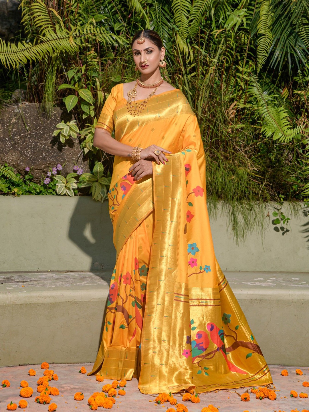

LeeliPeeri Designer Woven Design Zari Paithani Saree, Yellow