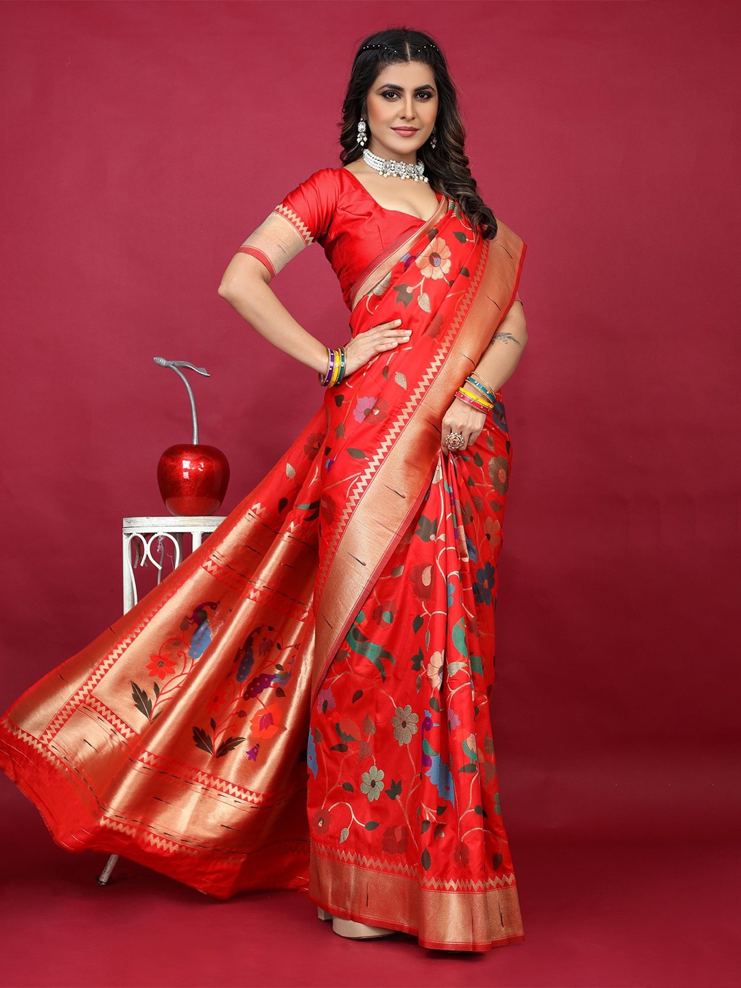 

LeeliPeeri Designer Woven Design Zari Paithani Saree, Red