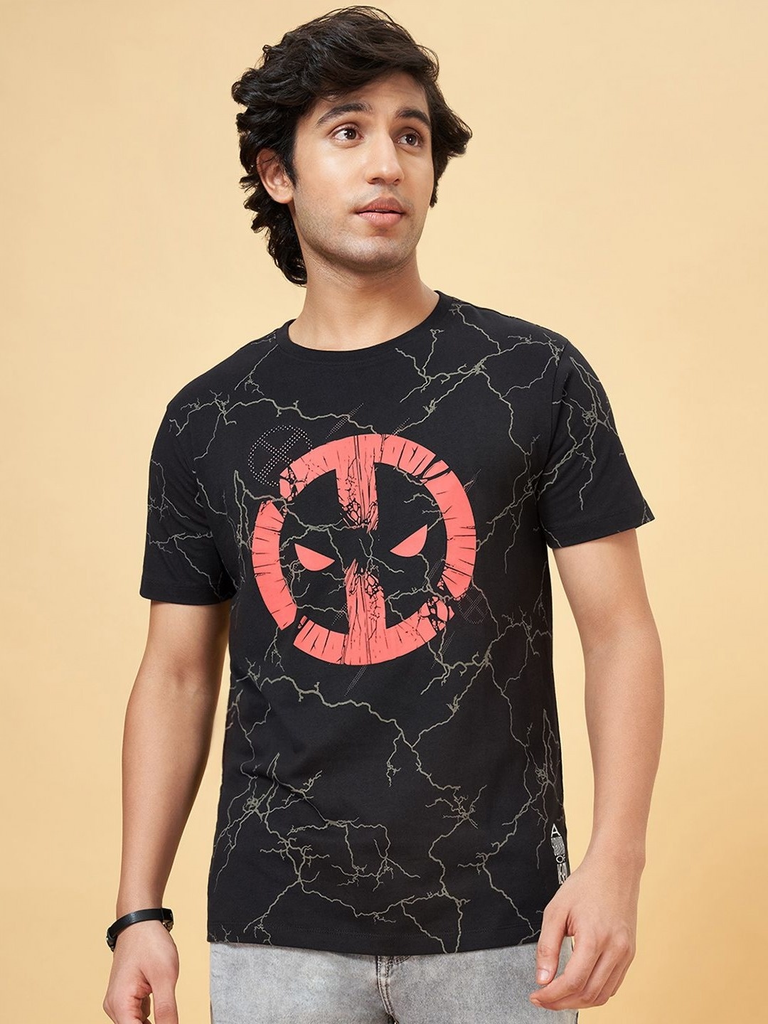 

SF JEANS by Pantaloons Men Printed Round Neck Cotton Slim Fit Tshirt, Black