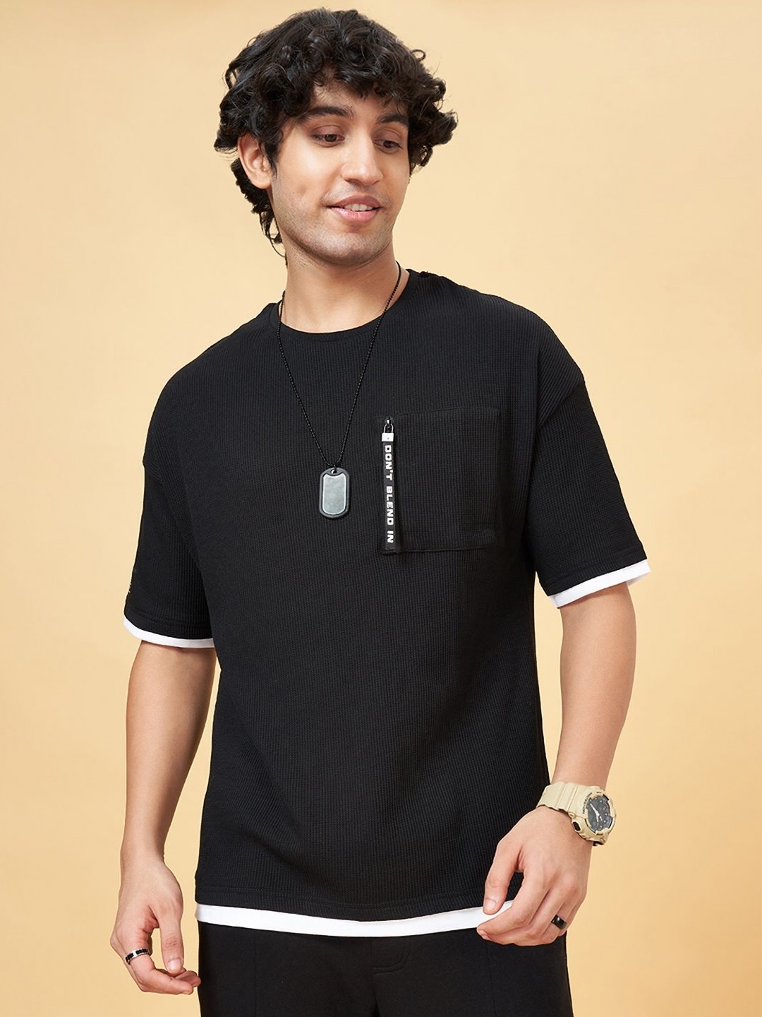 

Street 808 by Pantaloons Men Typography Pockets T-shirt, Black