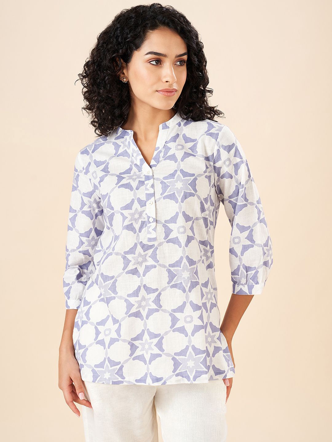 

AKKRITI BY PANTALOONS Women Mandarin Collar Printed Tunic, White