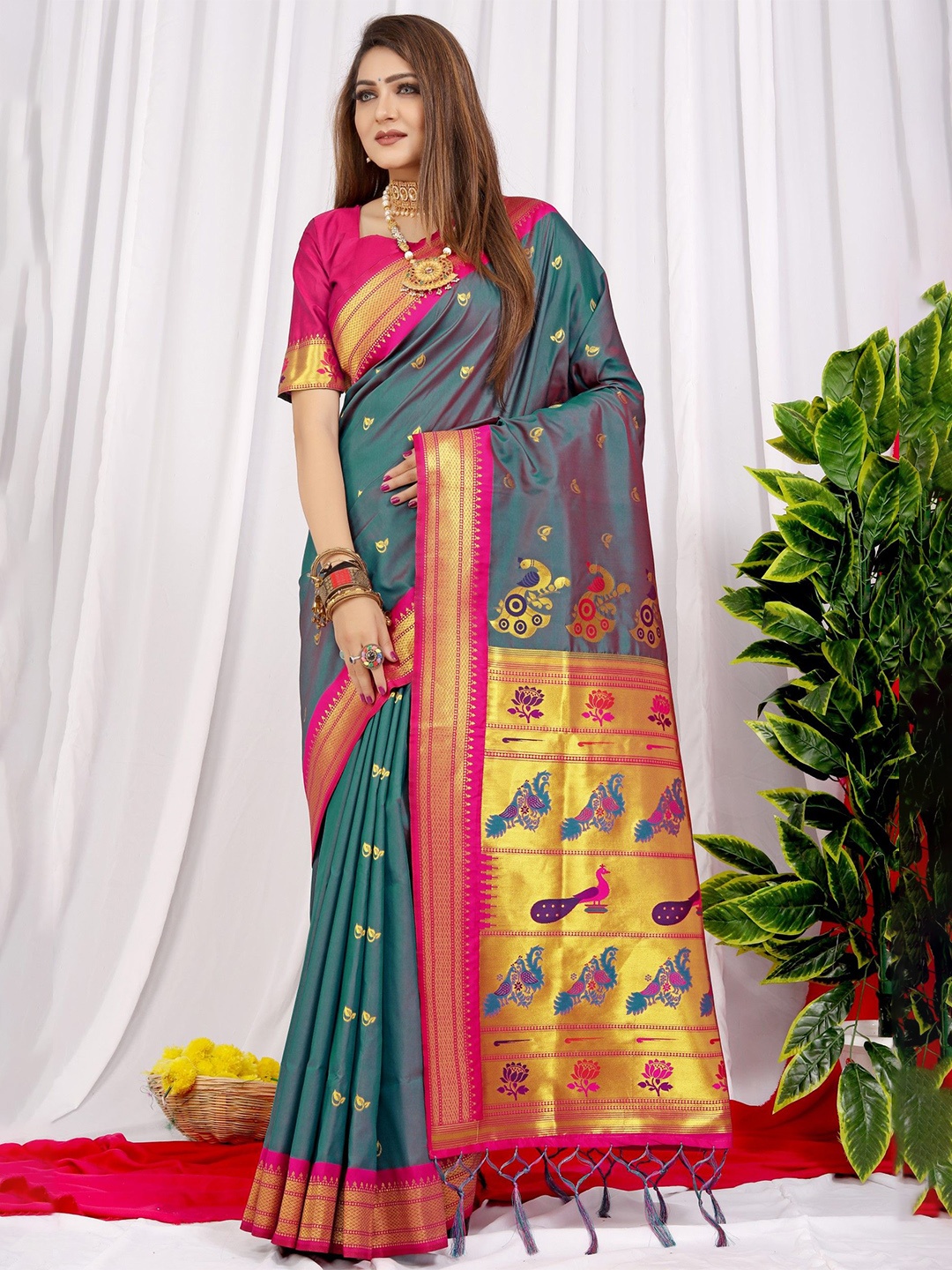 

LeeliPeeri Designer Ethnic Motifs Woven Design Zari Paithani Saree, Teal