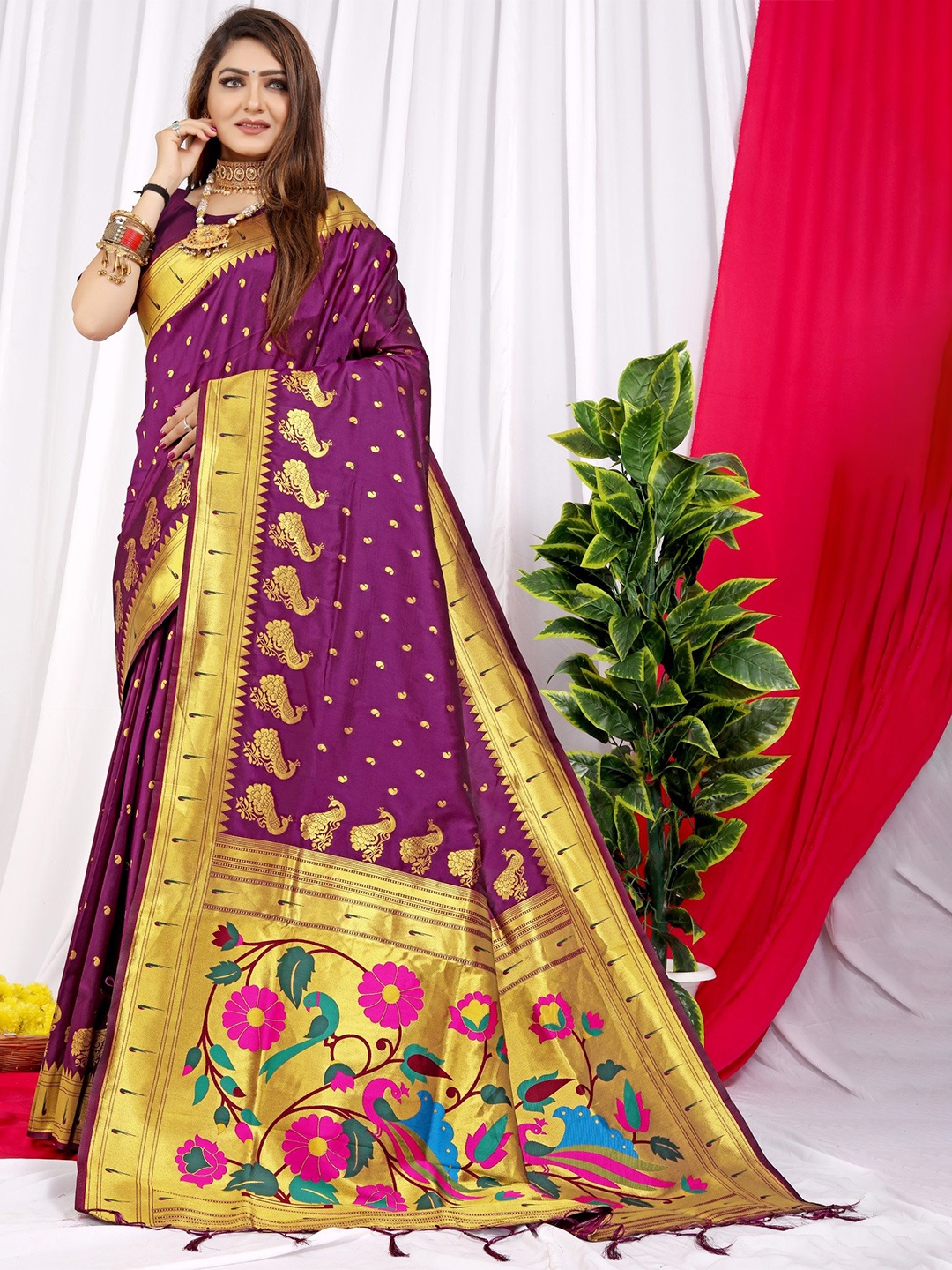 

LeeliPeeri Designer Woven Design Zari Paithani Saree, Purple