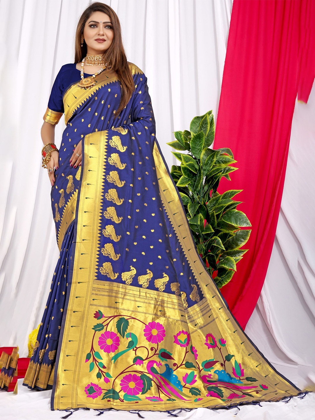 

LeeliPeeri Designer Woven Design Zari Paithani Saree, Navy blue