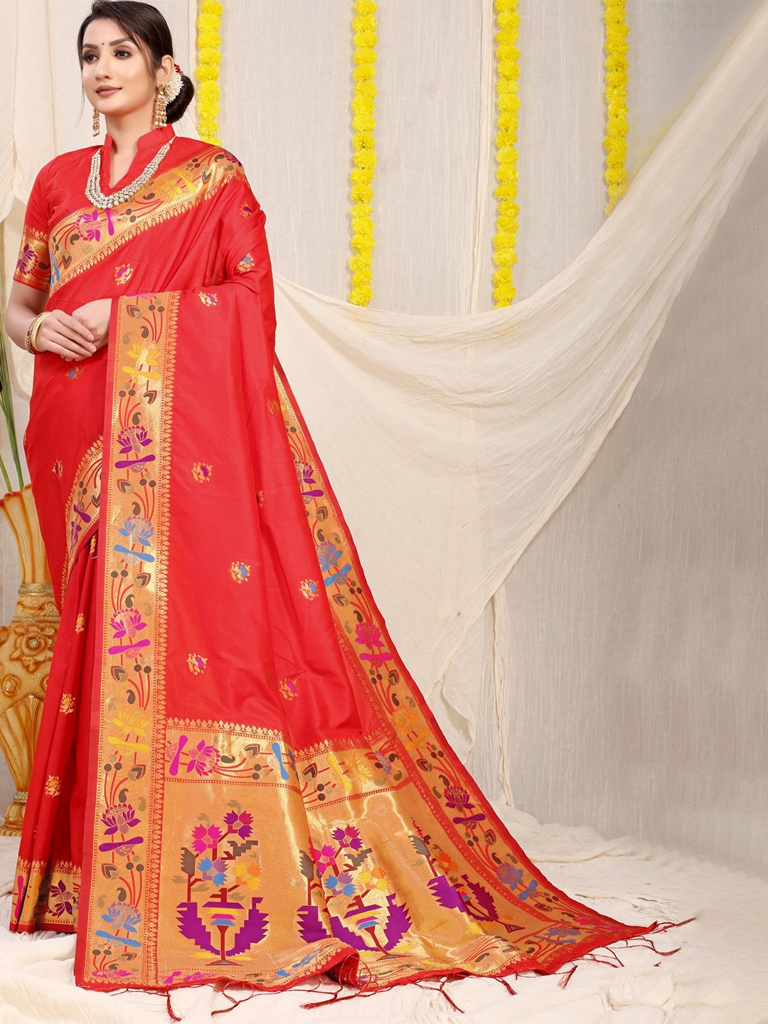 

LeeliPeeri Designer Woven Design Zari Paithani Saree, Red